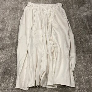 NEVER WORN EURO SUMMER MAXI SKIRT